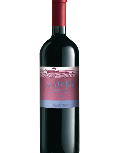 una bottiglia di S'adatt - Aglianico del Vulture - vino rosso - Michele Laluce al Ristorante Mangio Roma