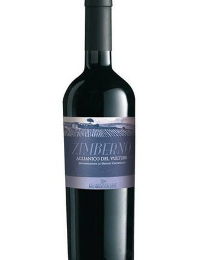 Bottiglia di Zimberno Aglianico del Vulture del Ristorante Mangio Roma