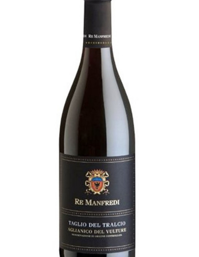 Una bottiglia di Aglianico del Vulture Taglio del Tralcio Re Manfredi al Ristorante Mangio Roma